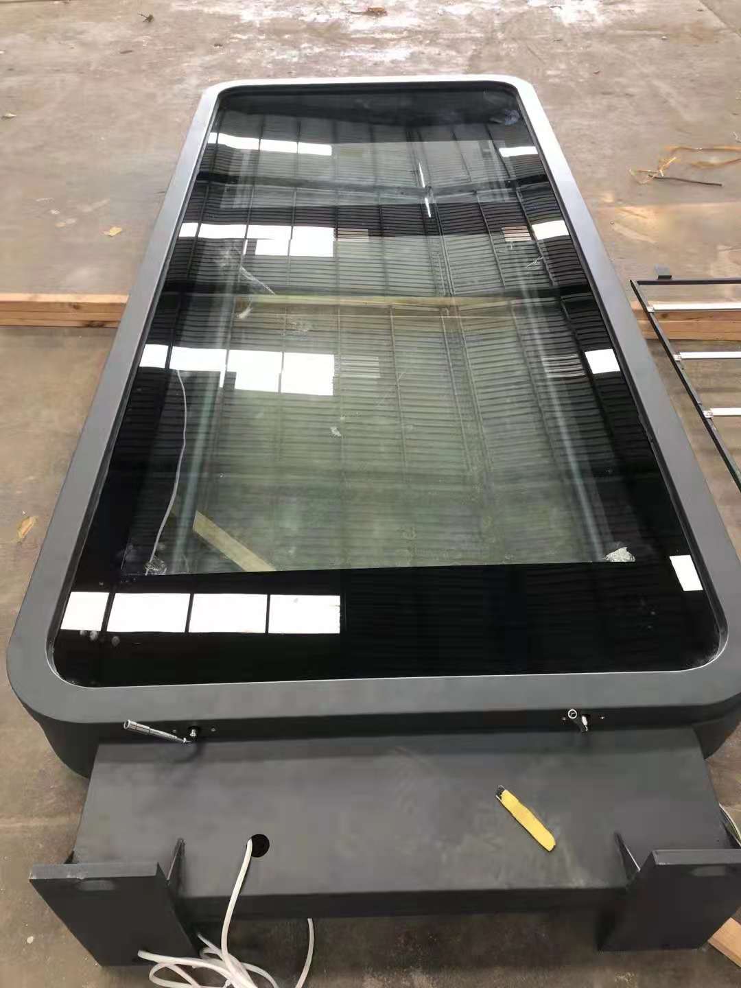 候車(chē)亭發(fā)貨圖 候車(chē)亭發(fā)貨圖