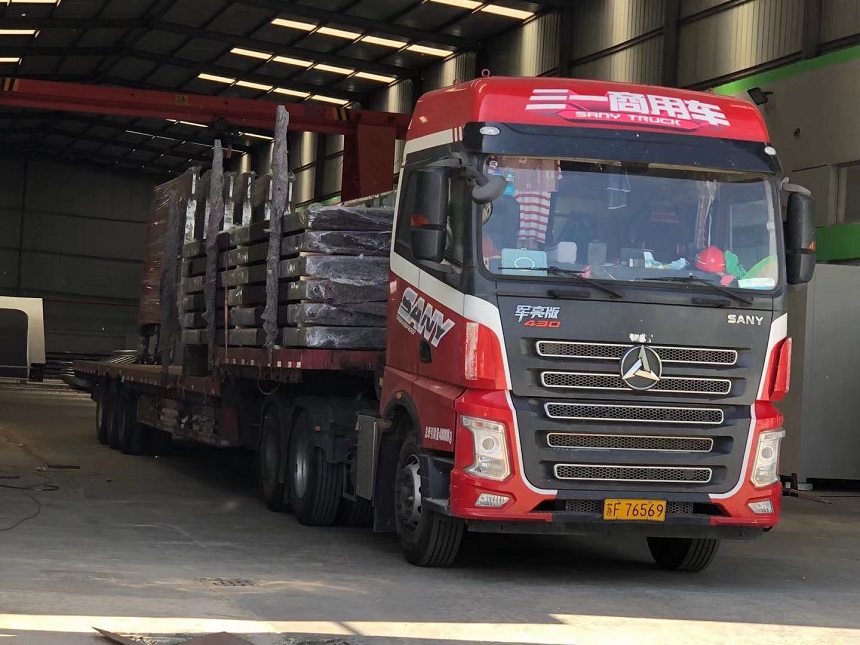 候車(chē)亭發(fā)貨圖 候車(chē)亭發(fā)貨圖