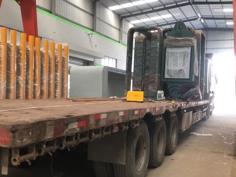 候車(chē)亭發(fā)貨圖 候車(chē)亭發(fā)貨圖