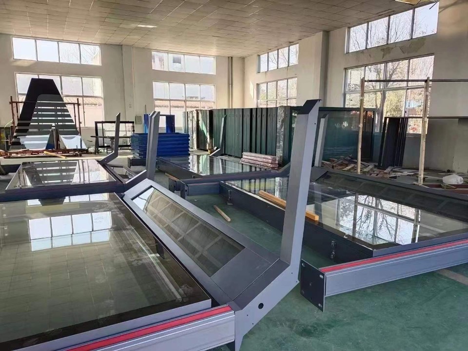 漢武第九車公交站站臺發(fā)貨圖 漢武第九車公交站站臺發(fā)貨圖